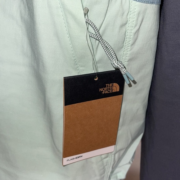 The North Face Class V Windbreaker/Anorak/pullover/NWT - Picture 3 of 9